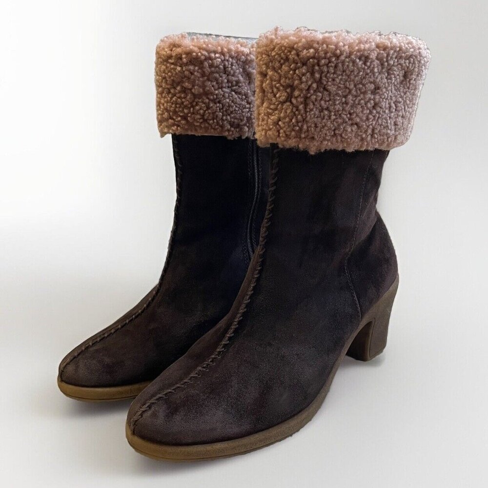 Brilliant Waterproof Suede Mobwife Heeled Boot Women 10m Brown Sherpa Cuff Lined